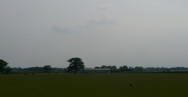Lower Upton Farm from the railway