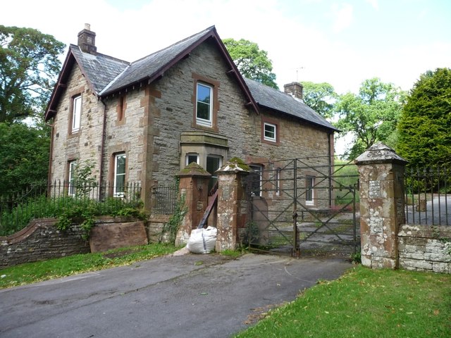 Lodge and gates, Appleby Castle