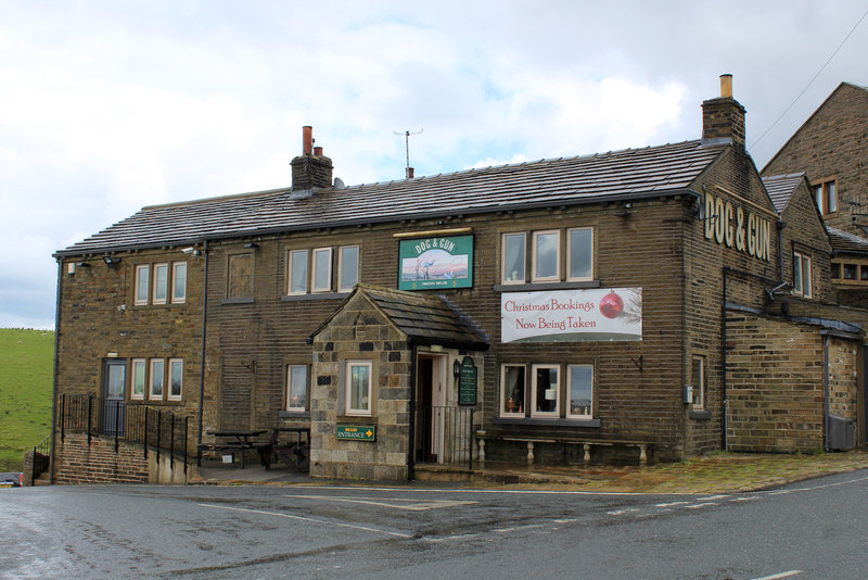 The Dog and Gun, Leeming © Chris Heaton cc-by-sa/2.0 :: Geograph ...