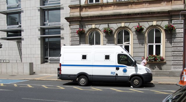 Gaol delivery van outside Dundalk Courthouse