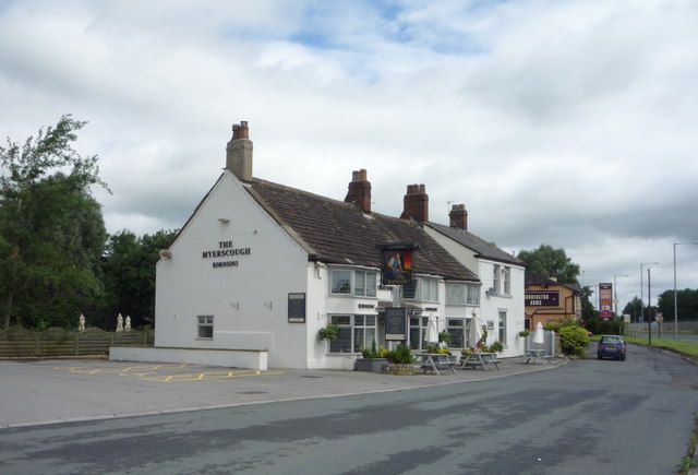 The Myerscough public house © JThomas cc-by-sa/2.0 :: Geograph Britain ...