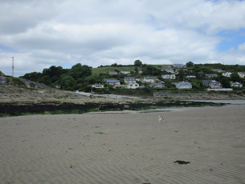 Ringabella Bay © Jonathan Thacker :: Geograph Ireland