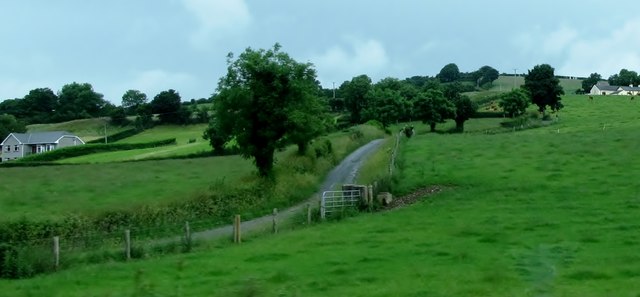 Farm access road above the junction of the R178 and the L4020
