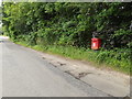 TL9877 : Church Road Postbox by Geographer