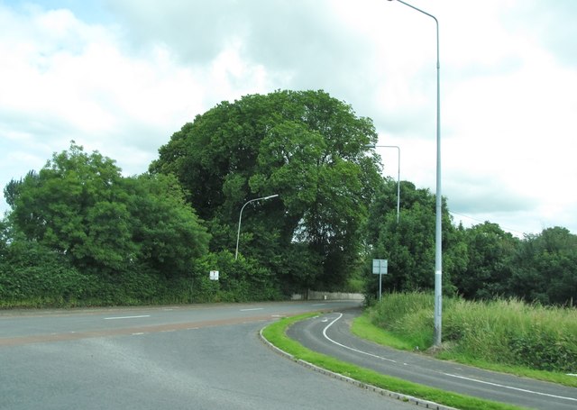 T-junction on the R132 (Newry Road)