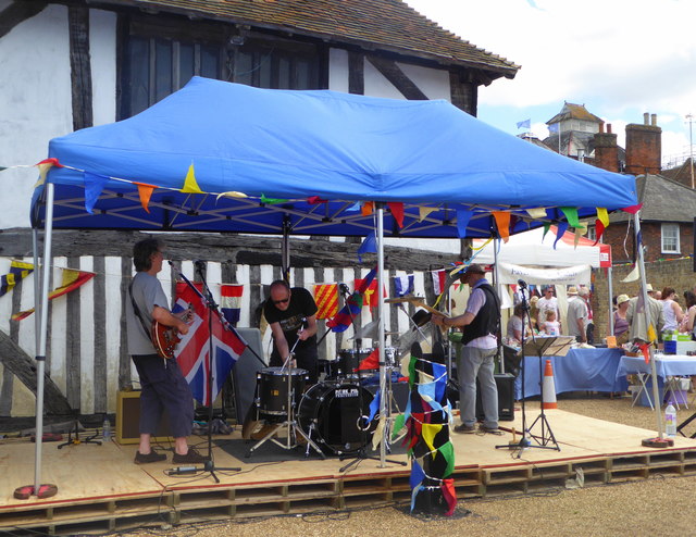 A band playing on Town Quay, Faversham