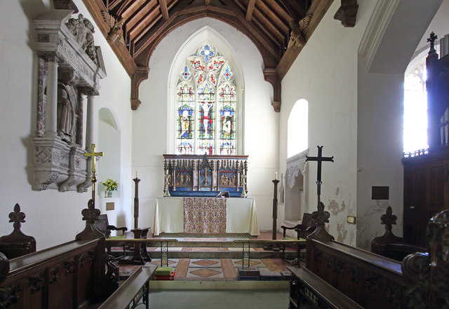 St Mary & the Holy Host of Heaven, Cheveley - Chancel