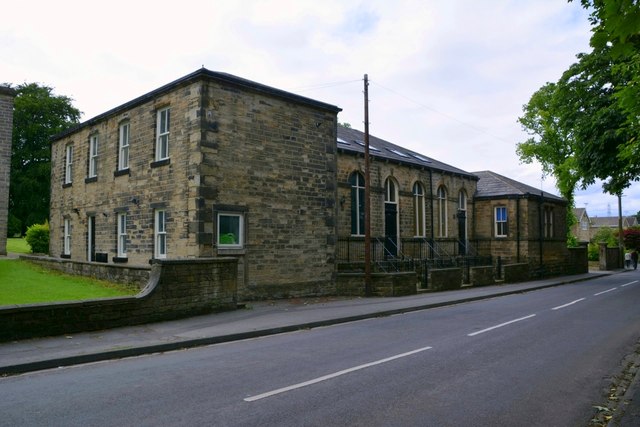 Gomersal Methodist Church, Latham Lane,... © Mark Stevenson cc-by-sa/2. ...