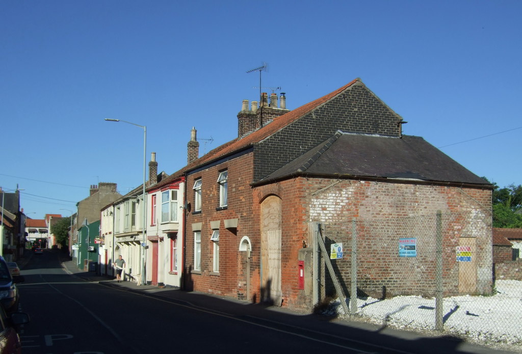 Houses On Exchange Street, Driffield © JThomas Cc-by-sa/2.0 :: Geograph ...