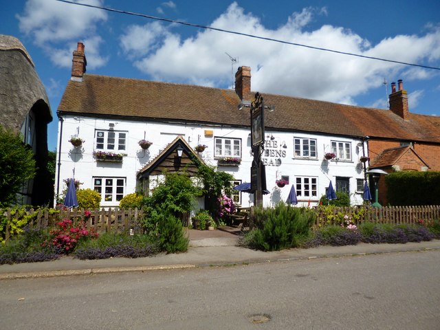 Chackmore-The Queens Head © Ian Rob :: Geograph Britain and Ireland