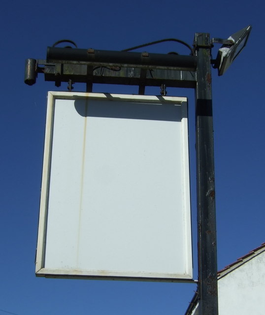 Blank pub sign on North Street, Driffield