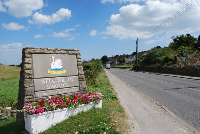 Welcome To Swanage © Barry Shimmon Geograph Britain And Ireland