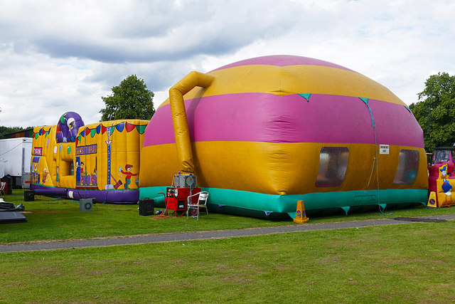 alan bouncy castle