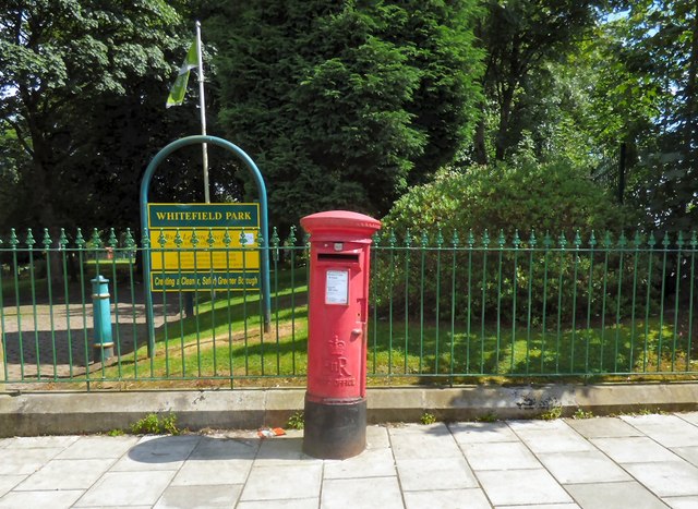 EIIR Postbox (M45 121)