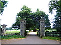 TQ0486 : Entrance to Buckinghamshire Golf Club by Basher Eyre