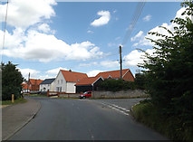 TL9473 : Low Street, Bardwell by Geographer