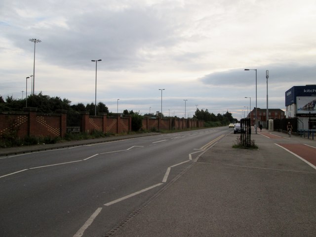 The old Hedon Road A1033 alongside Martin Dawes Geograph