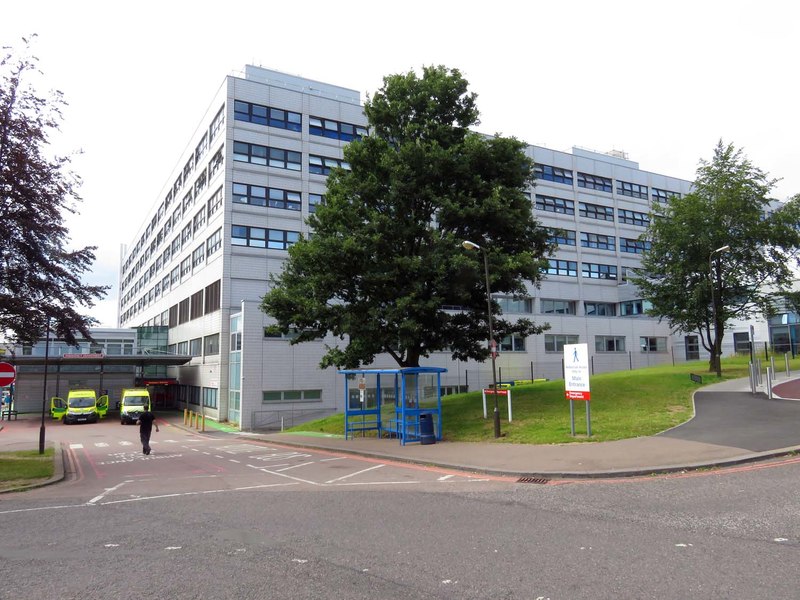 The John Radcliffe Hospital in Oxford © Steve Daniels cc-by-sa/2.0 ...