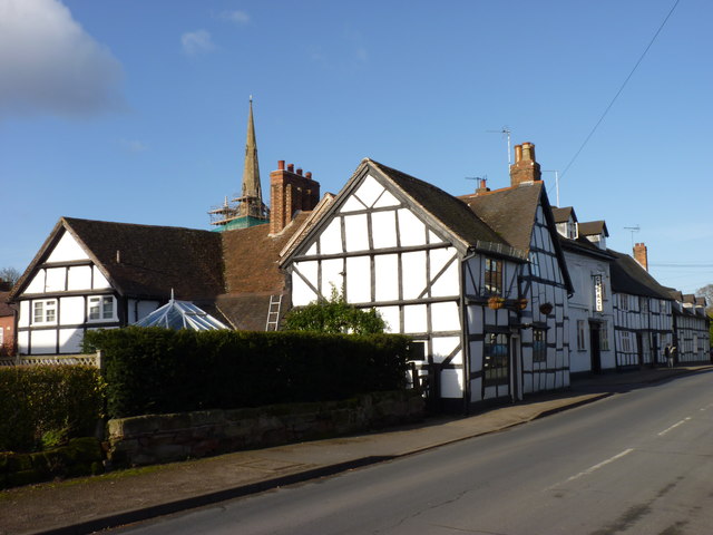 Main street Ombersley (with church... © Jeff Gogarty :: Geograph ...