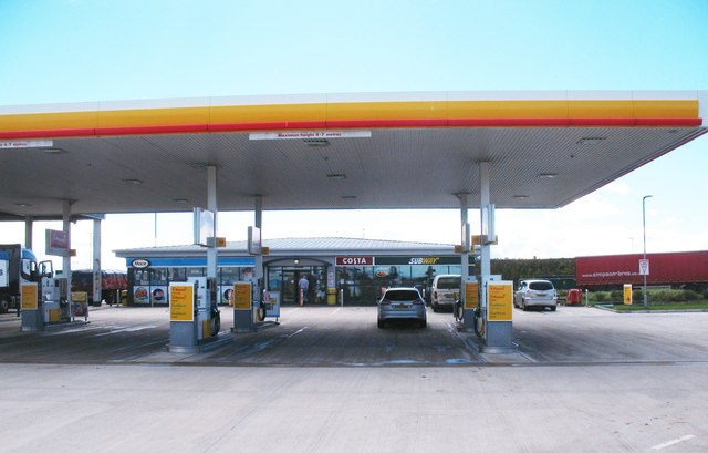 New service station at Leeming Bar © Gordon Hatton cc-by-sa/2.0 ...