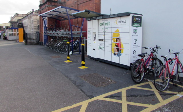 inpost-terminal-outside-exeter-st-jaggery-geograph-britain-and