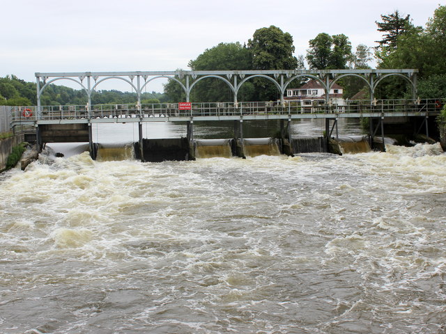 Mill Bank Weir