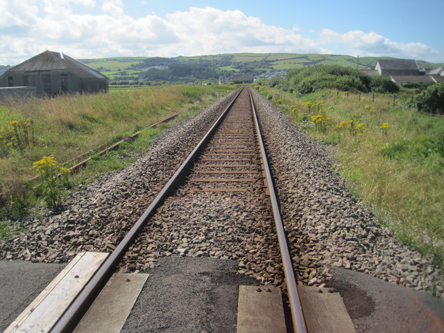 Railway line south of Borth station © Nigel Thompson cc-by-sa/2.0 ...