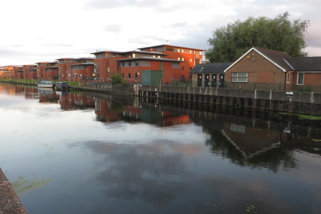 Student accommodation by the Fossdyke