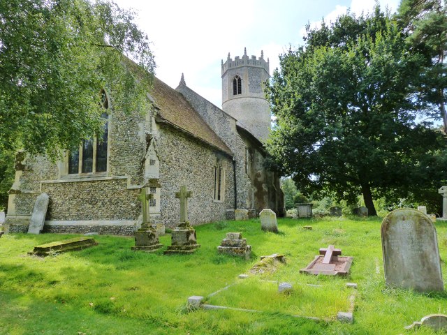 The Northern side of St. Mary's church,... © Derek Voller cc-by-sa/2.0 ...