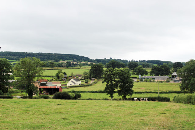 View towards Rull Green Farm © Nick Chipchase cc-by-sa/2.0 :: Geograph ...