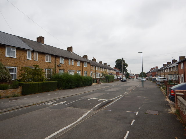 Wigmore Road © James Emmans cc-by-sa/2.0 :: Geograph Britain and Ireland