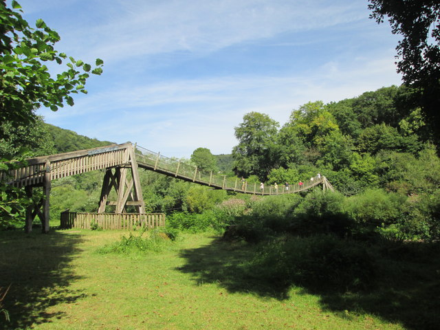 Footbridge  over  River  Wye