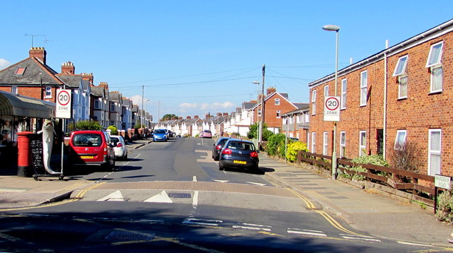 Wardrew Road, Exeter © Jaggery cc-by-sa/2.0 :: Geograph Britain and Ireland