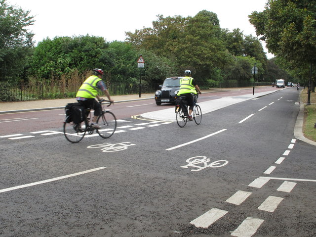 East-west Cycle Superhighway CS3 in Hyde Park