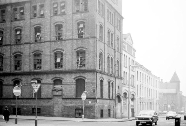 Franklin Street/Adelaide Street corner,... © Albert Bridge :: Geograph ...