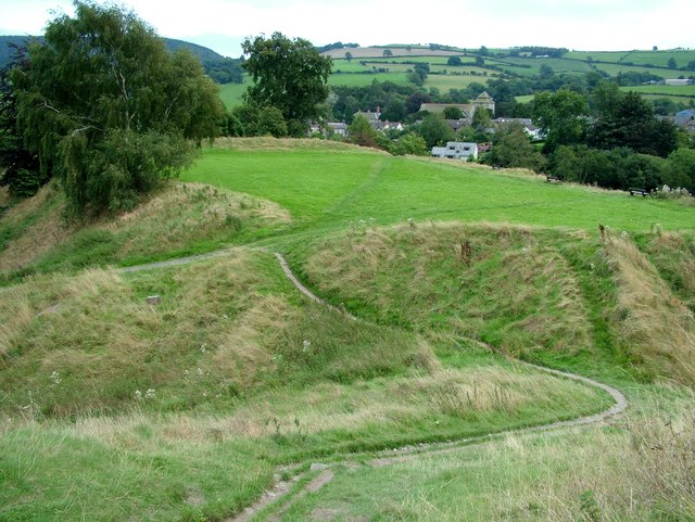 Clun Castle access path