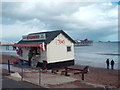SX8960 : Refreshments kiosk on Paignton seafront by Malc McDonald