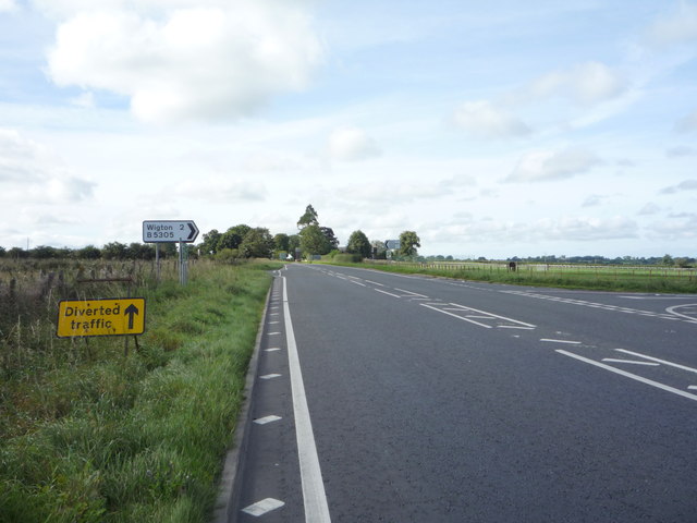 Road junction on the A595