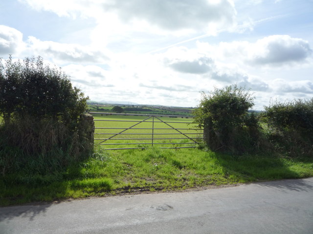 Field entrance near Crooklands