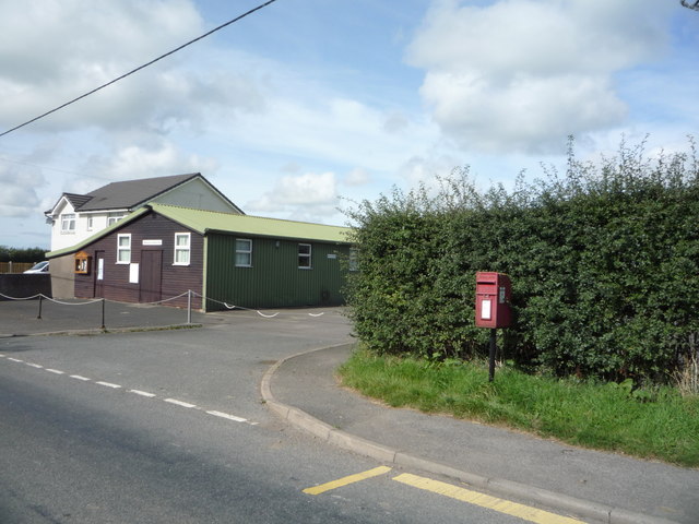 Elizabeth II postbox and village hall, Waverton