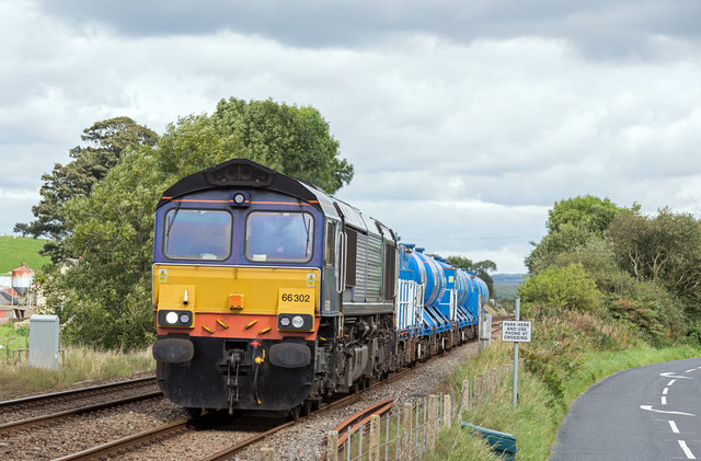 66302 at Upper Denton crossing - September 2016