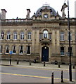 Entrance to  Wolverhampton Magistrates