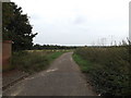 TL9370 : Walsham Road Path to the A143 Bury Road by Geographer