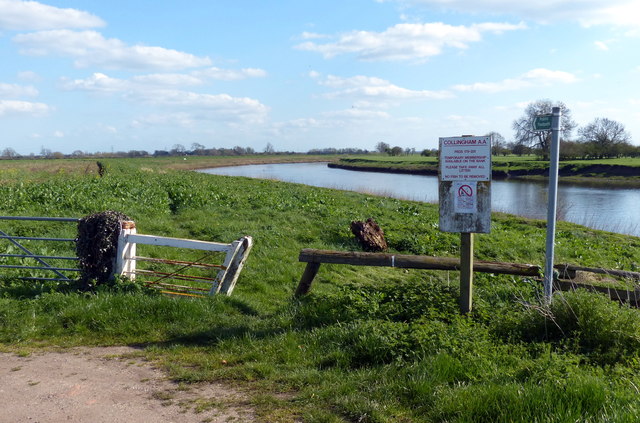 Path along the River Trent at Carlton... © Mat Fascione cc-by-sa/2.0 ...