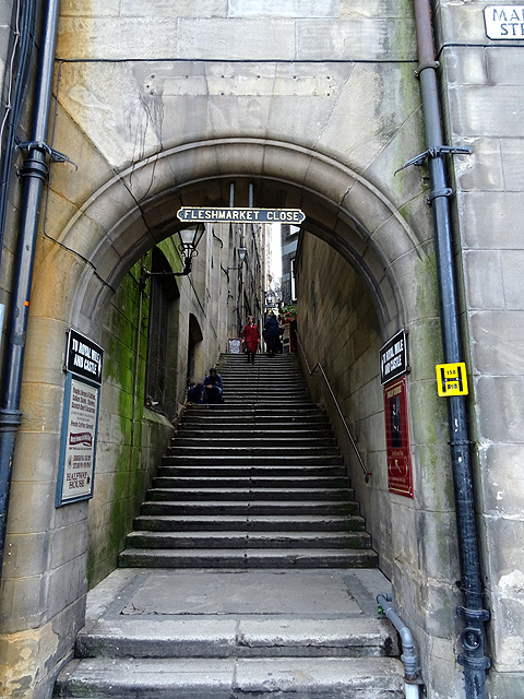 Fleshmarket Close © John Lucas cc-by-sa/2.0 :: Geograph Britain and Ireland