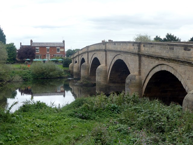 Swarkestone Bridge © Graham Hogg cc-by-sa/2.0 :: Geograph Britain and ...