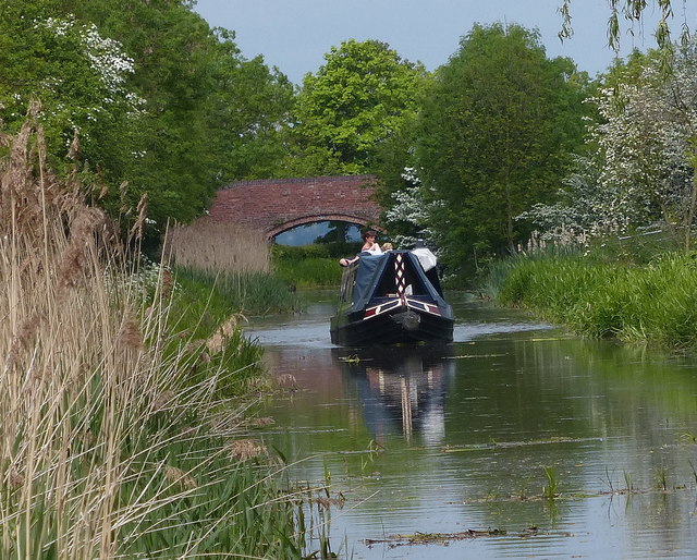 Narrowboat on the Chesterfield Canal
