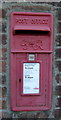 George VI postbox on Long Street, Rudston