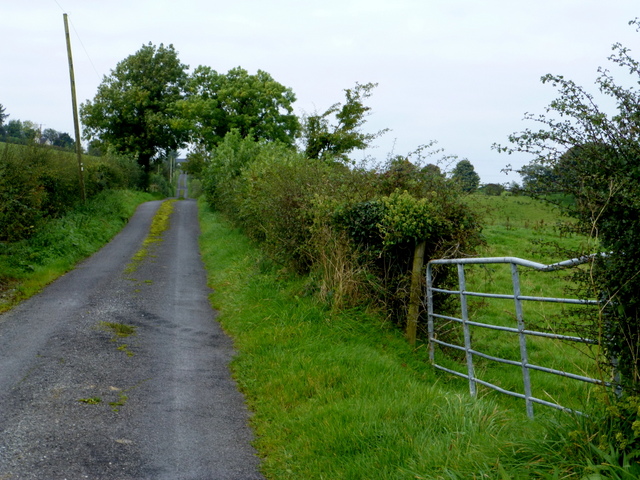 Botera Road © Kenneth Allen cc-by-sa/2.0 :: Geograph Ireland