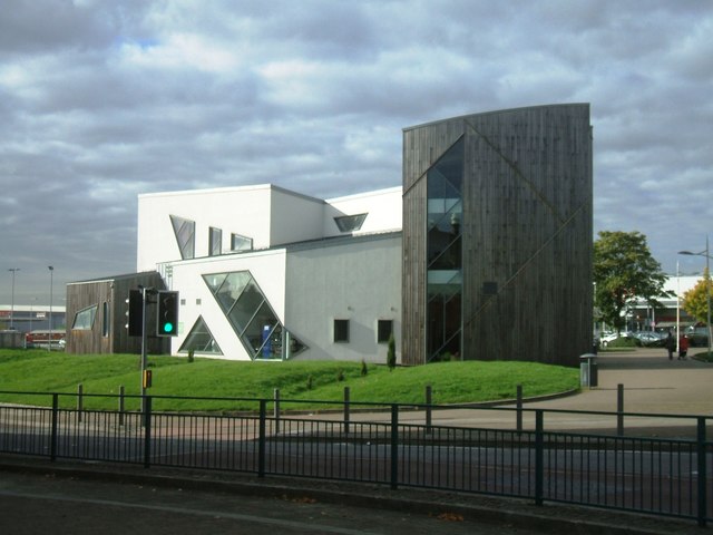 Wednesfield Library © John M :: Geograph Britain and Ireland